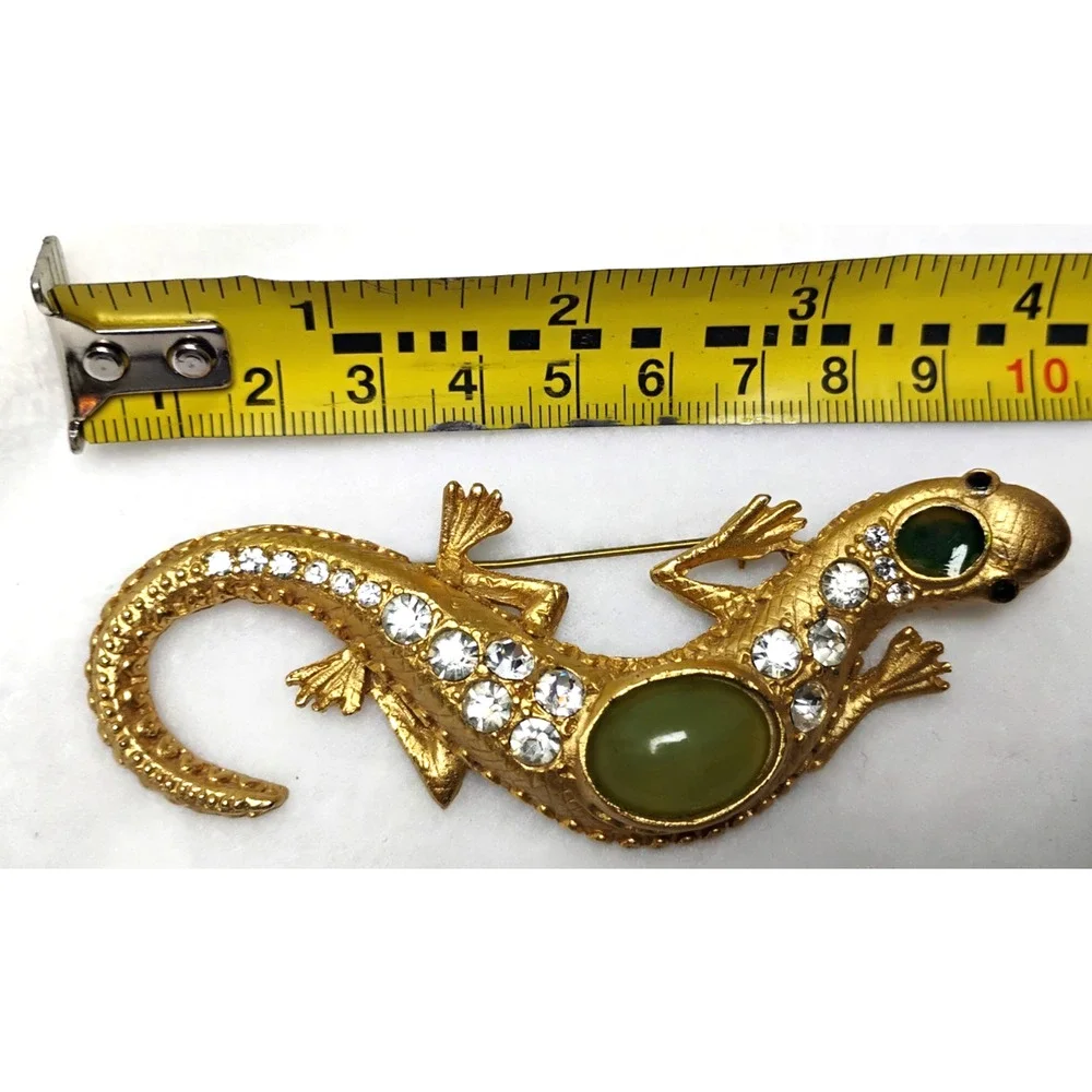 Large Lizard Gecko Brooch Pin Faux Jade Cabochon Rhinestone Gold Tone
